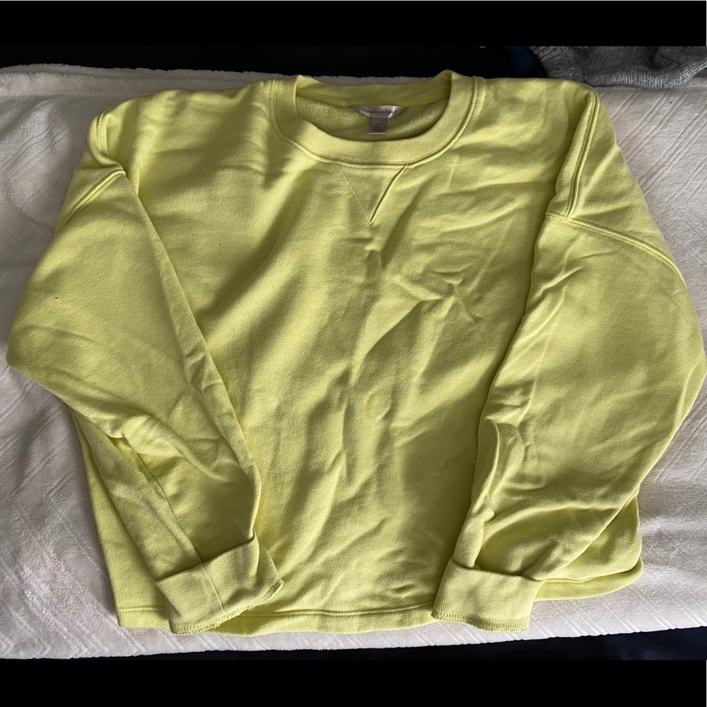 Banana republic sweatshirt